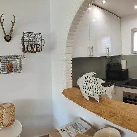 Vista-marina With Pool And Terrace Apartamento *